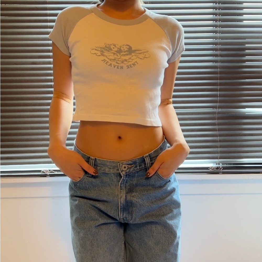 Brandy Melville Bella Heaven Sent Cropped Top
